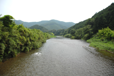 長野沈下橋の上流の風景